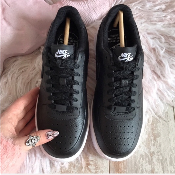 NWT Nike Air Force 1 upstep Black Leather - Picture 5 of 8